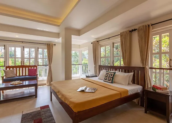 Antilia Villa - Luxurious-Ac-Swimming Pool