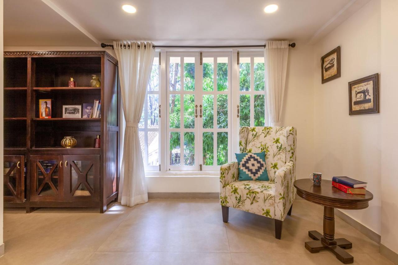 Antilia - Luxurious-ac-swimming Pool Villa Panchgani