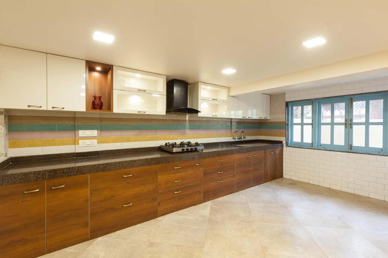 Villa Antilia - Luxurious-ac-swimming Pool Panchgani