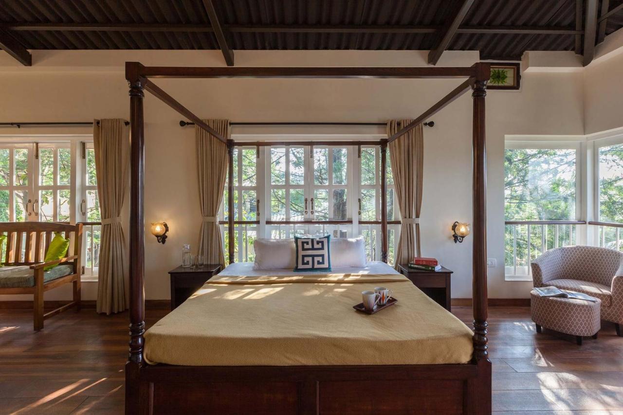 Antilia - Luxurious-ac-swimming Pool Villa