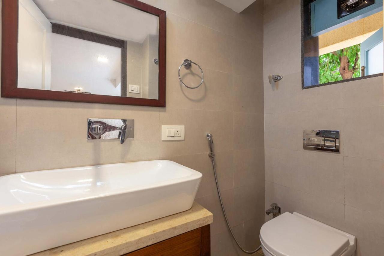 Antilia - Luxurious-ac-swimming Pool Villa Panchgani